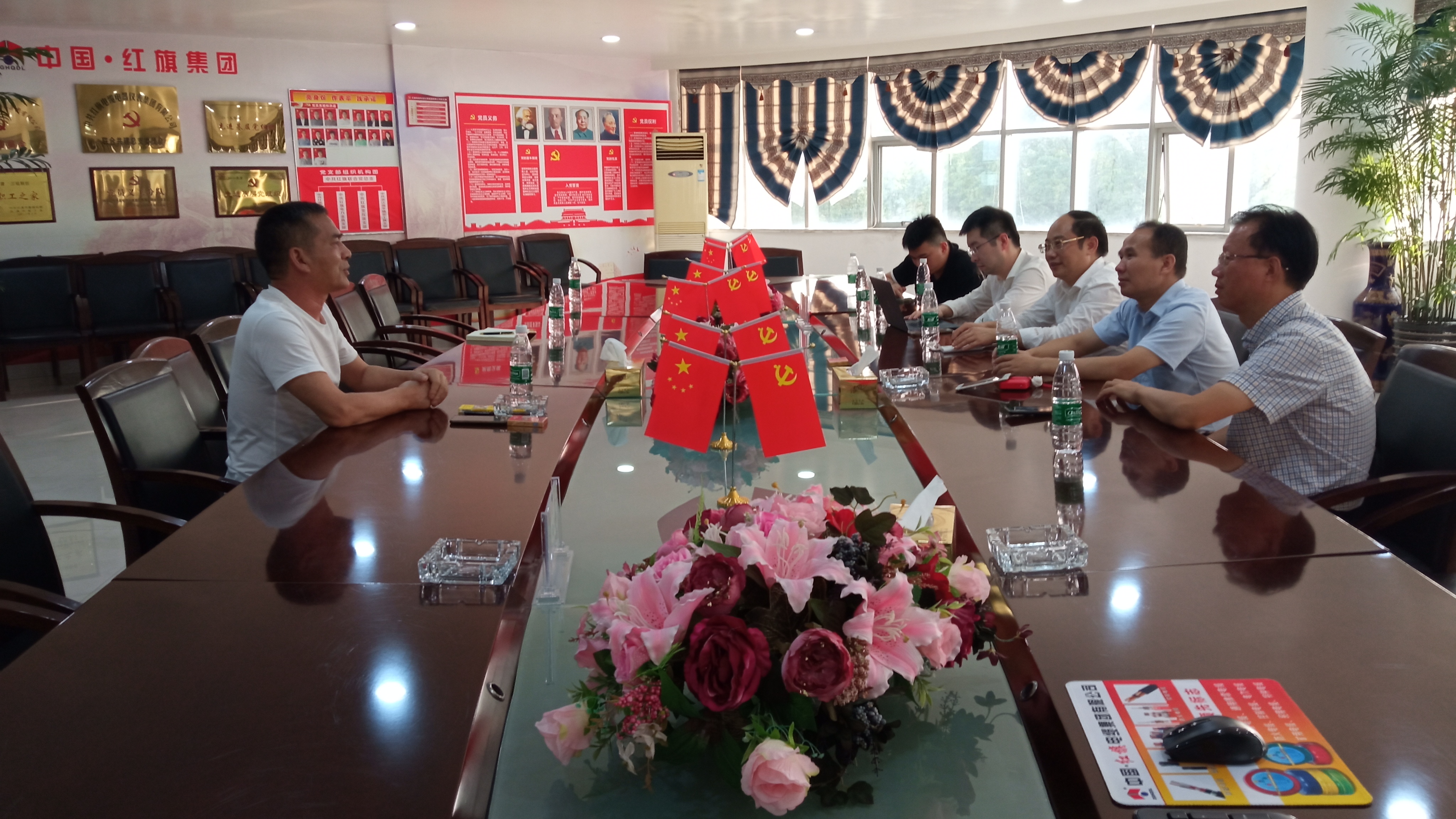 1631934567342509.jpg 20210917王总会存郭伟教授.jpg